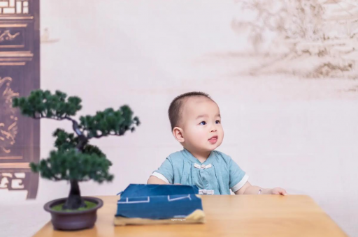 汶上宝宝眼屎多是什么原因 汶上宝宝眼屎多是什么原因